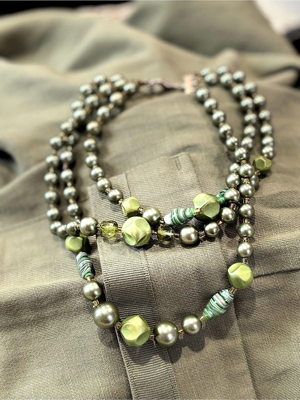 Green & Silver Beaded Necklace